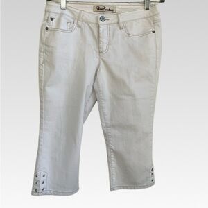 True Freedom Women's white Jeans size 9 junior brand new